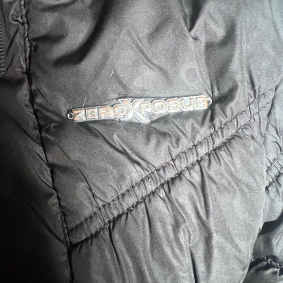 ZeroXposur Black and Pink Puffer Jacket - Picture 4 of 7